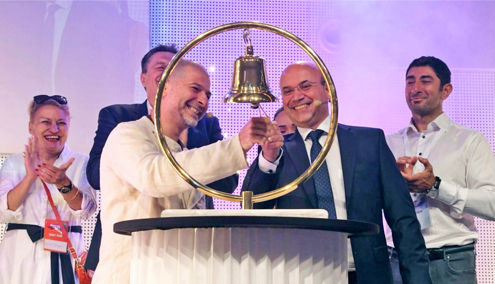 Plamen Russev, alongside Professor Manyu Muravenov, Ivailo Slavov, Ivo Evgeniev, and others, rang the bell to mark the start of trading for the Webit Investment Network (BSE: WIN) on the stock exchange.