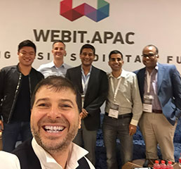 Пламен Русев с избрани лектори и партньори на Webit.APAC в Сингапур